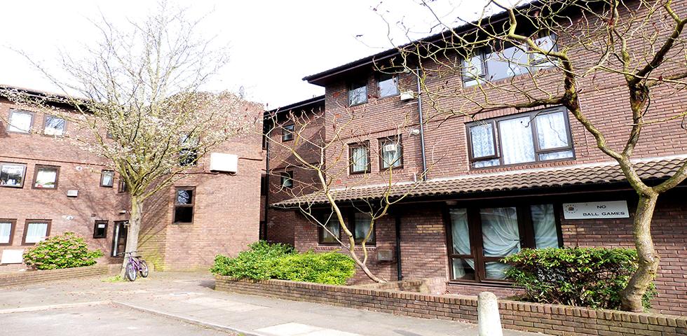 			1 Bedroom, 1 bath, 1 reception Flat			 Brondesbury Park, KILBURN